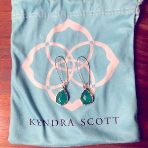 Kendra Scott drop earrings in green